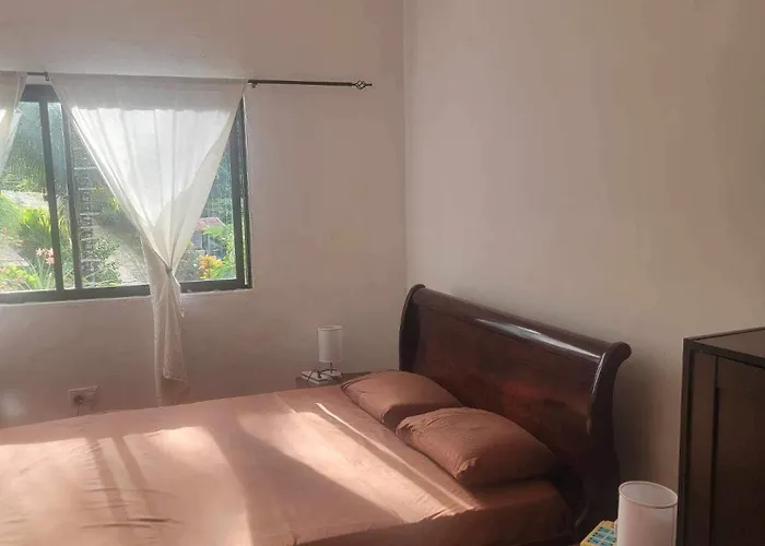 Papaya Villa *